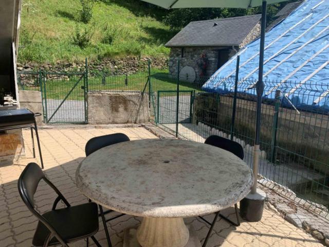 Residence Les Vautours Aste-Beon Exterior foto
